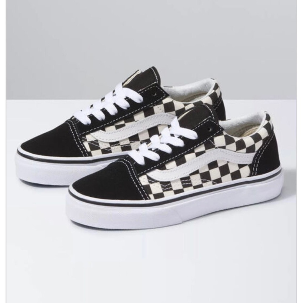 Vans tennis size 4